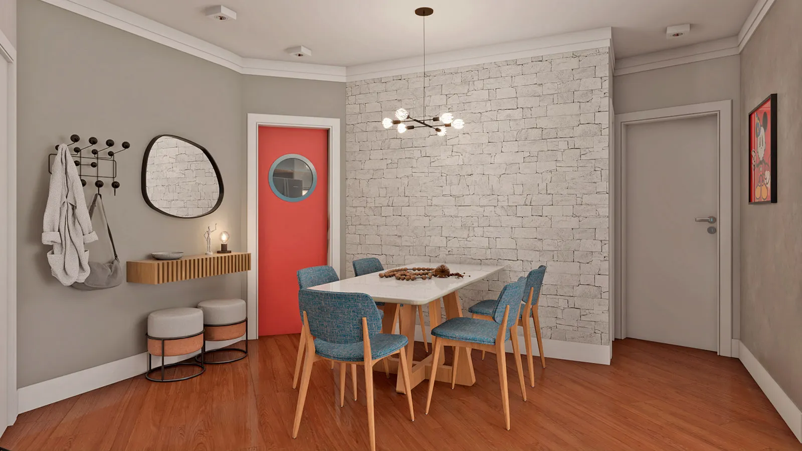 Sala de jantar com mesa branca e cadeiras azuis, parede de pedra clara ao fundo, porta vermelha com escotilha redonda e piso de madeira